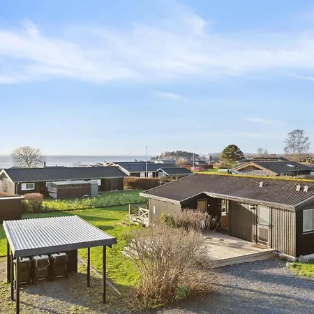 Cozy Summer House Close To And Nature *