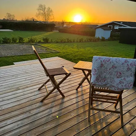 Ferienhaus Cozy Summer House Close To And Nature Rønde