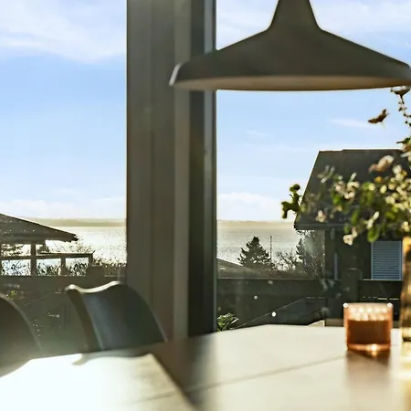 Cozy Summer House Close To And Nature * Rønde